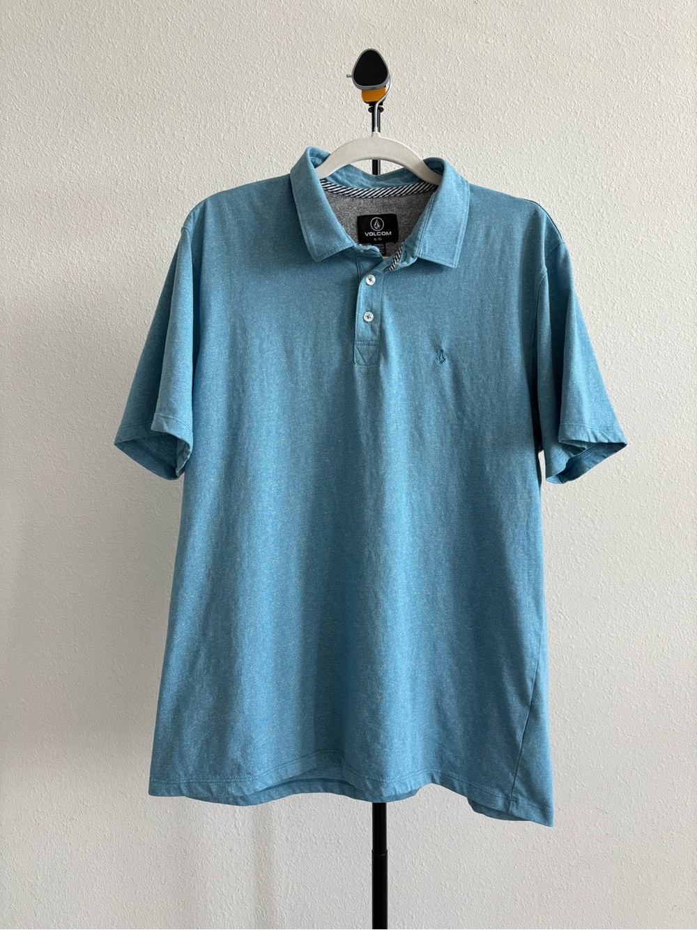 Volcom Men’s Polo Shirt XL Blue Short Sleeve Embroidered Logo